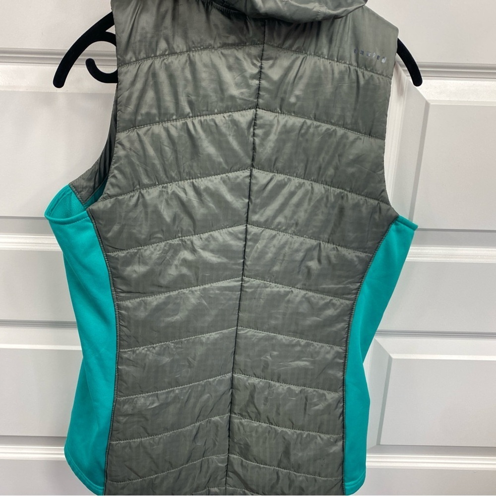 Oakley Women’s Gray And Teal Quilted Full Zip Puffer Swank Vest With Hood Medium - Picture 5 of 6